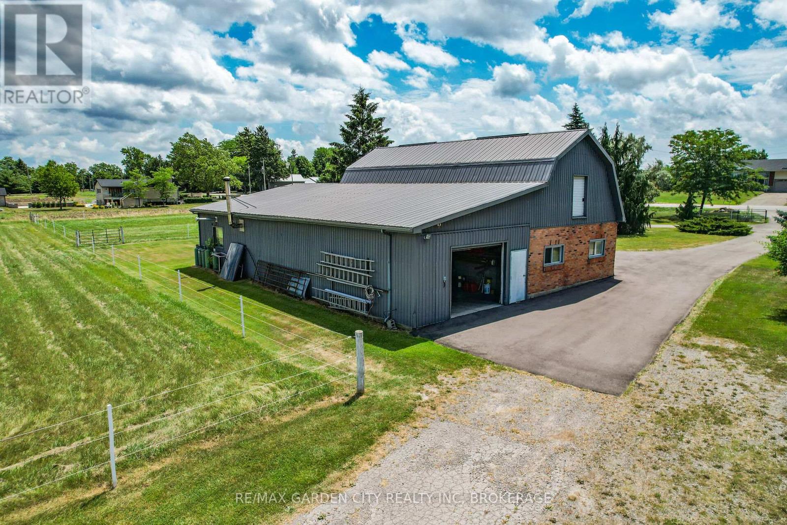 1951 King Street, Lincoln, Ontario  L2R 6P7 - Photo 13 - X12270409