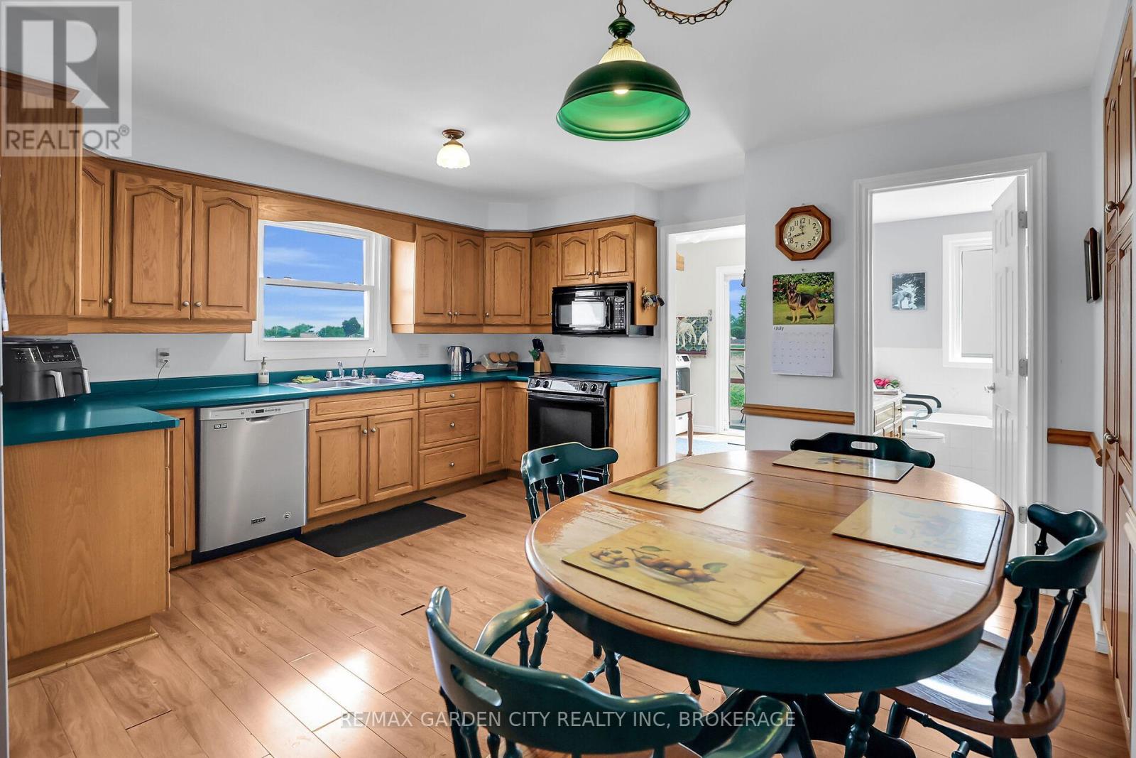 1951 King Street, Lincoln, Ontario  L2R 6P7 - Photo 18 - X12270409