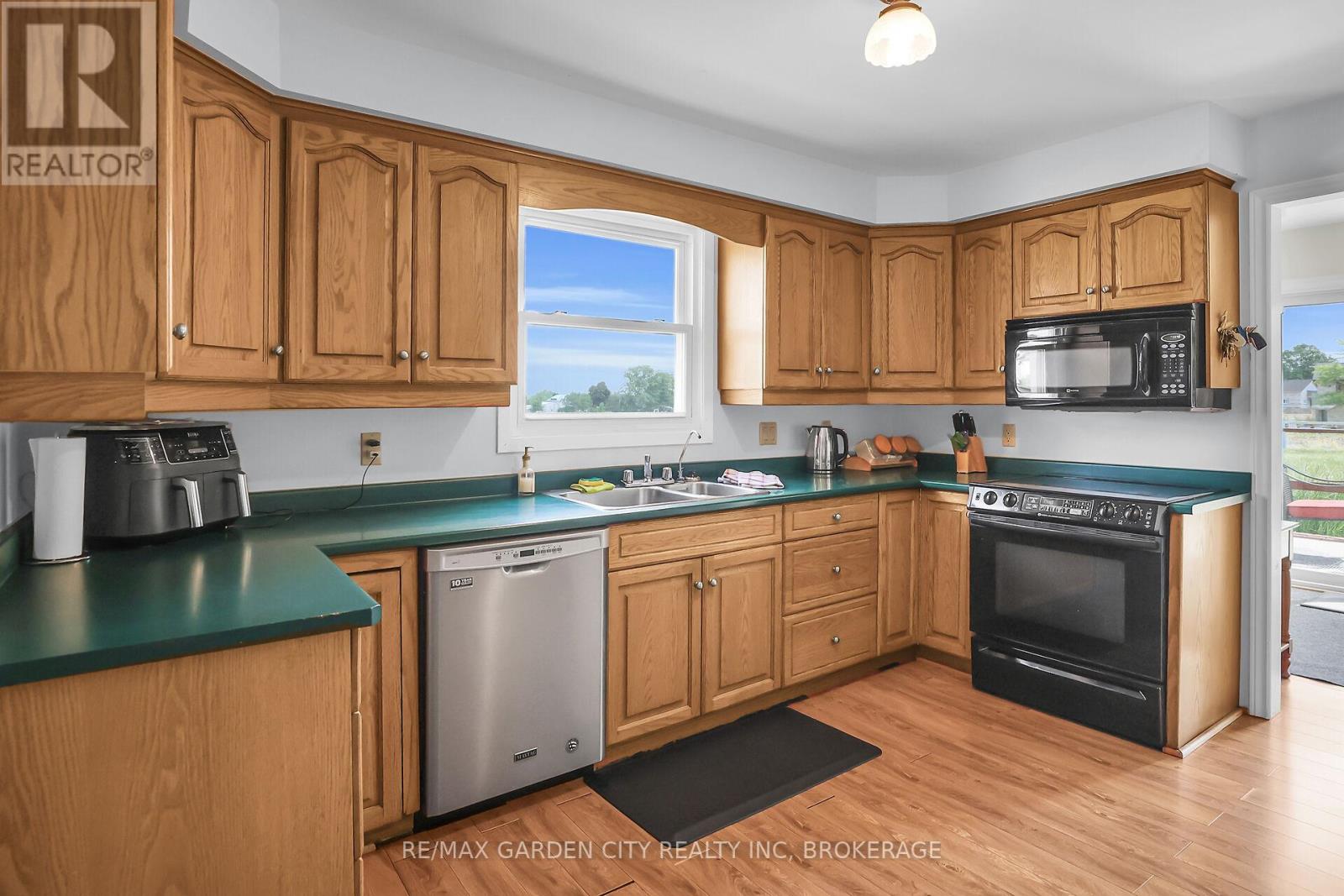 1951 King Street, Lincoln, Ontario  L2R 6P7 - Photo 19 - X12270409