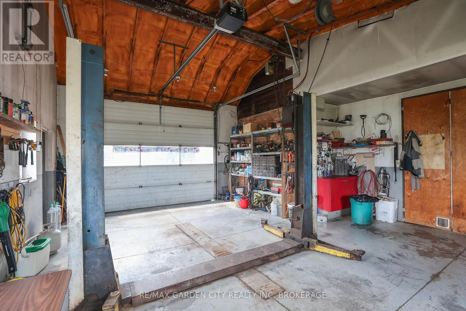 1951 King Street, Lincoln, Ontario  L2R 6P7 - Photo 44 - X12270409