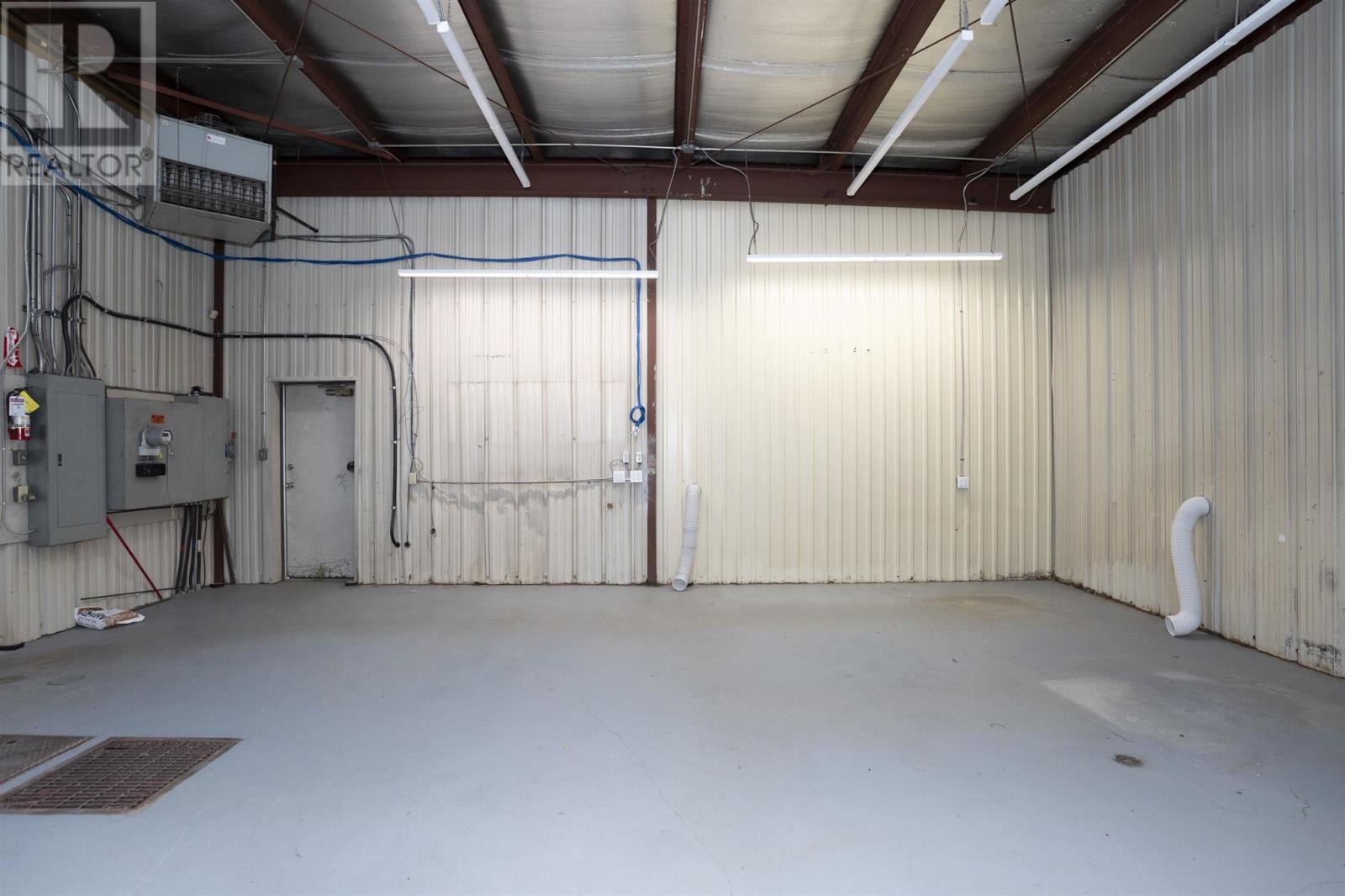 1480 Walsh St, Thunder Bay, Ontario  P7E 6H6 - Photo 36 - TB252053