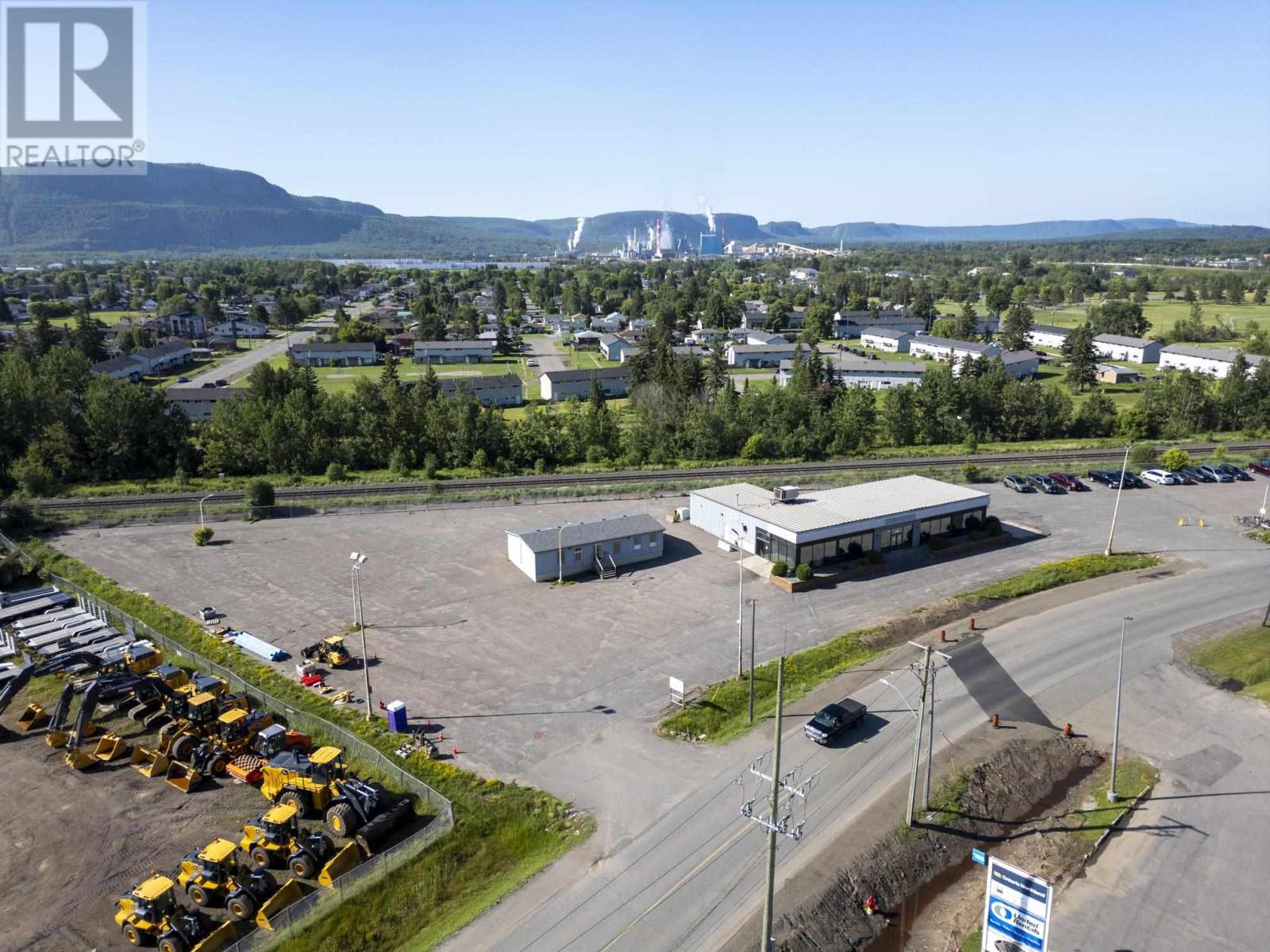 1480 Walsh St, Thunder Bay, Ontario  P7E 6H6 - Photo 46 - TB252053