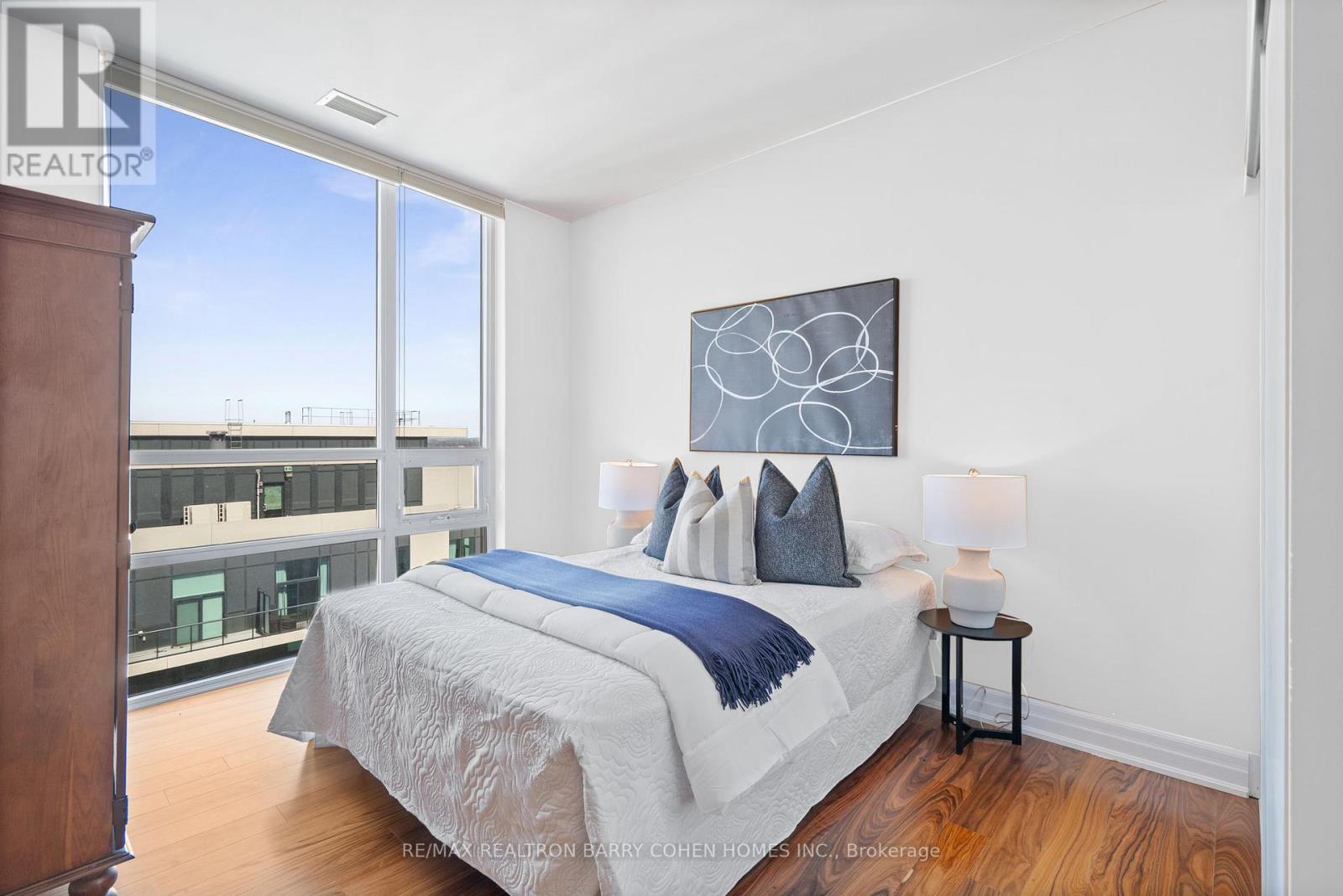 2103 - 500 St Clair Avenue W, Toronto (Humewood-Cedarvale), Ontario  M6C 1A8 - Photo 21 - C12270186