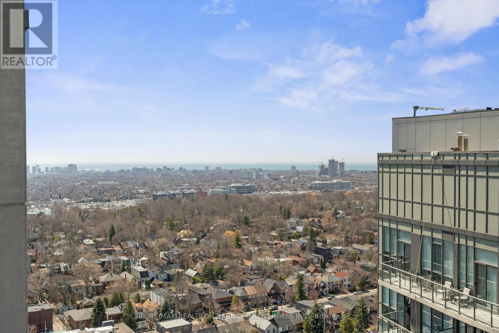2103 - 500 St Clair Avenue W, Toronto (Humewood-Cedarvale), Ontario  M6C 1A8 - Photo 25 - C12270186