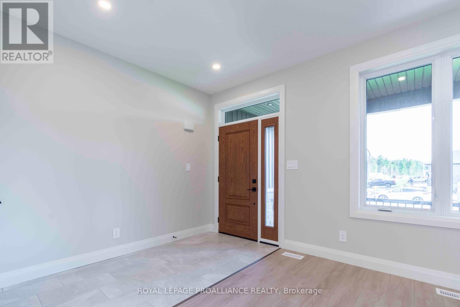 Property at 14 MACKENZIE JOHN CRESCENT image 4