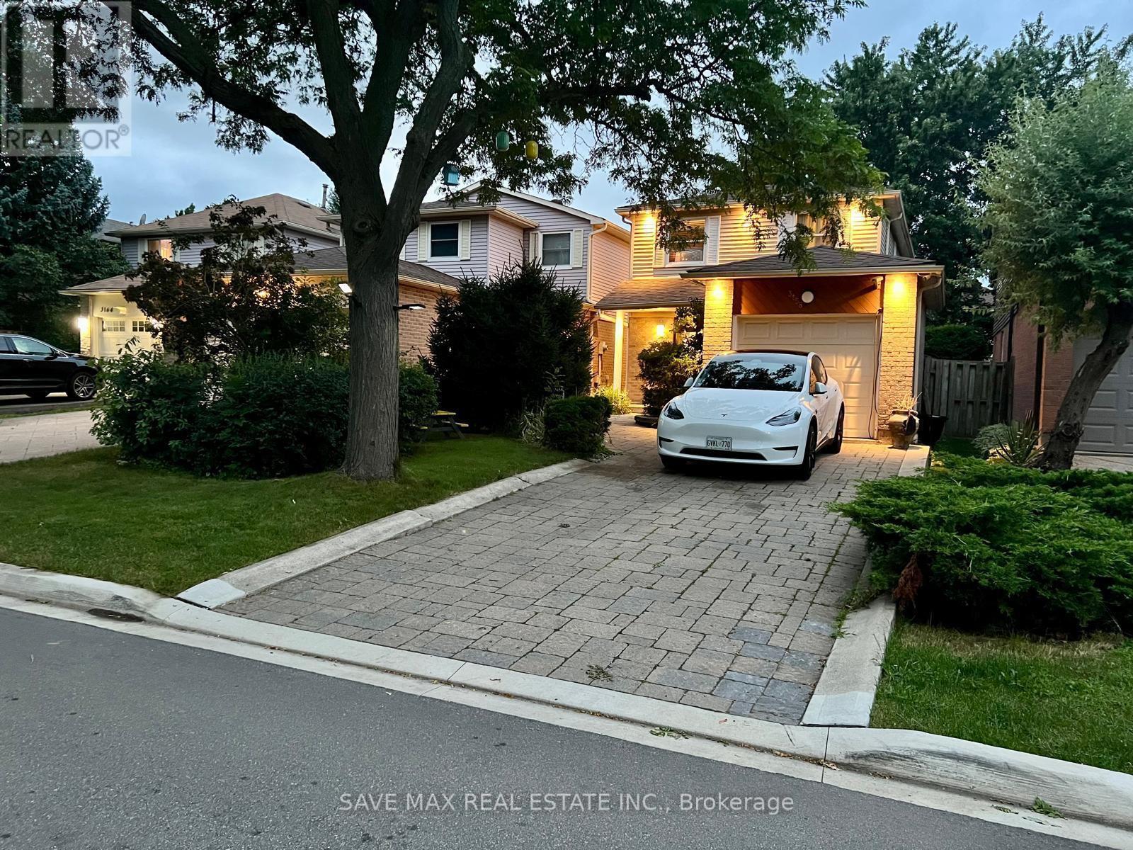 Property at 3158 KEYNES CRESCENT image 1