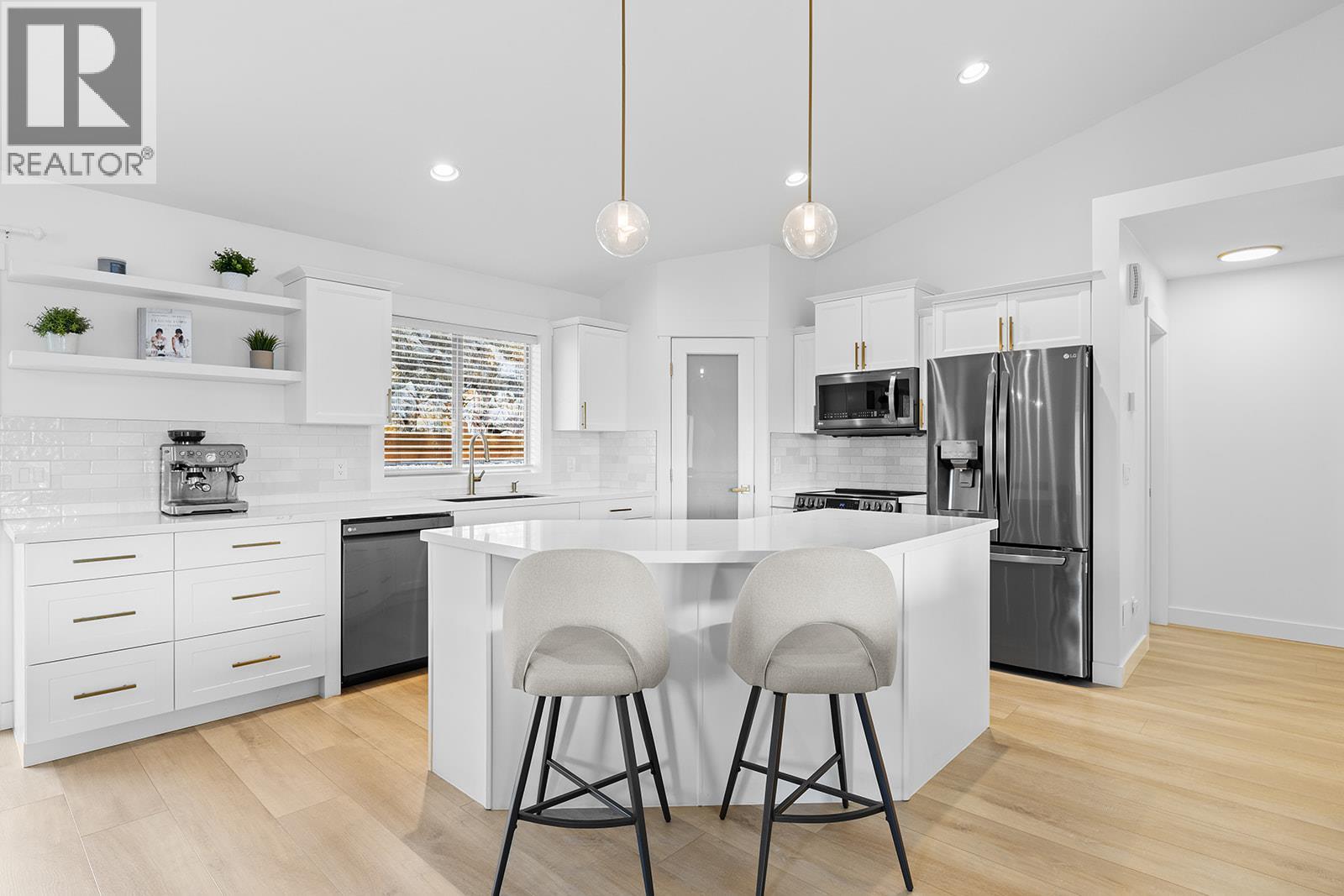 1326 Tanemura Crescent, Kelowna, British Columbia