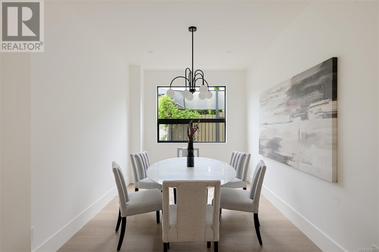 Property at 1624 Warren Gdns image 4