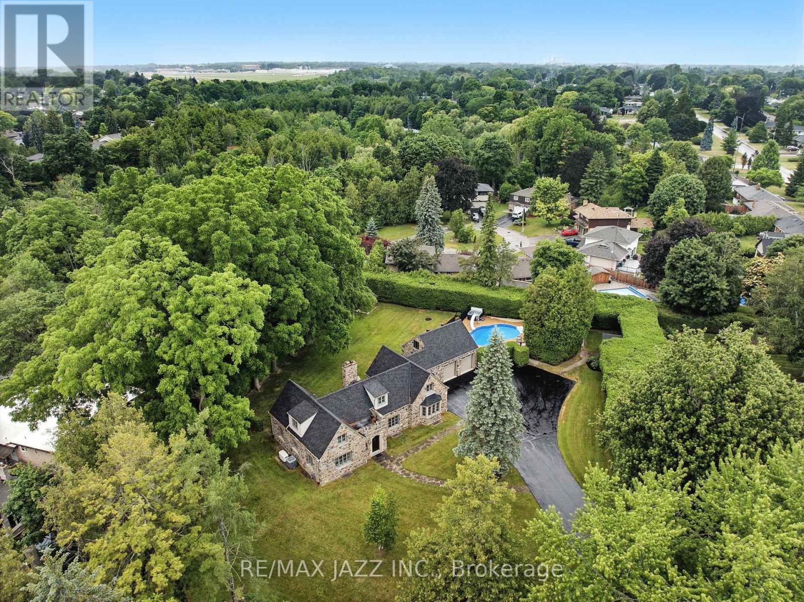Property at 690 BESSBOROUGH DRIVE image 1