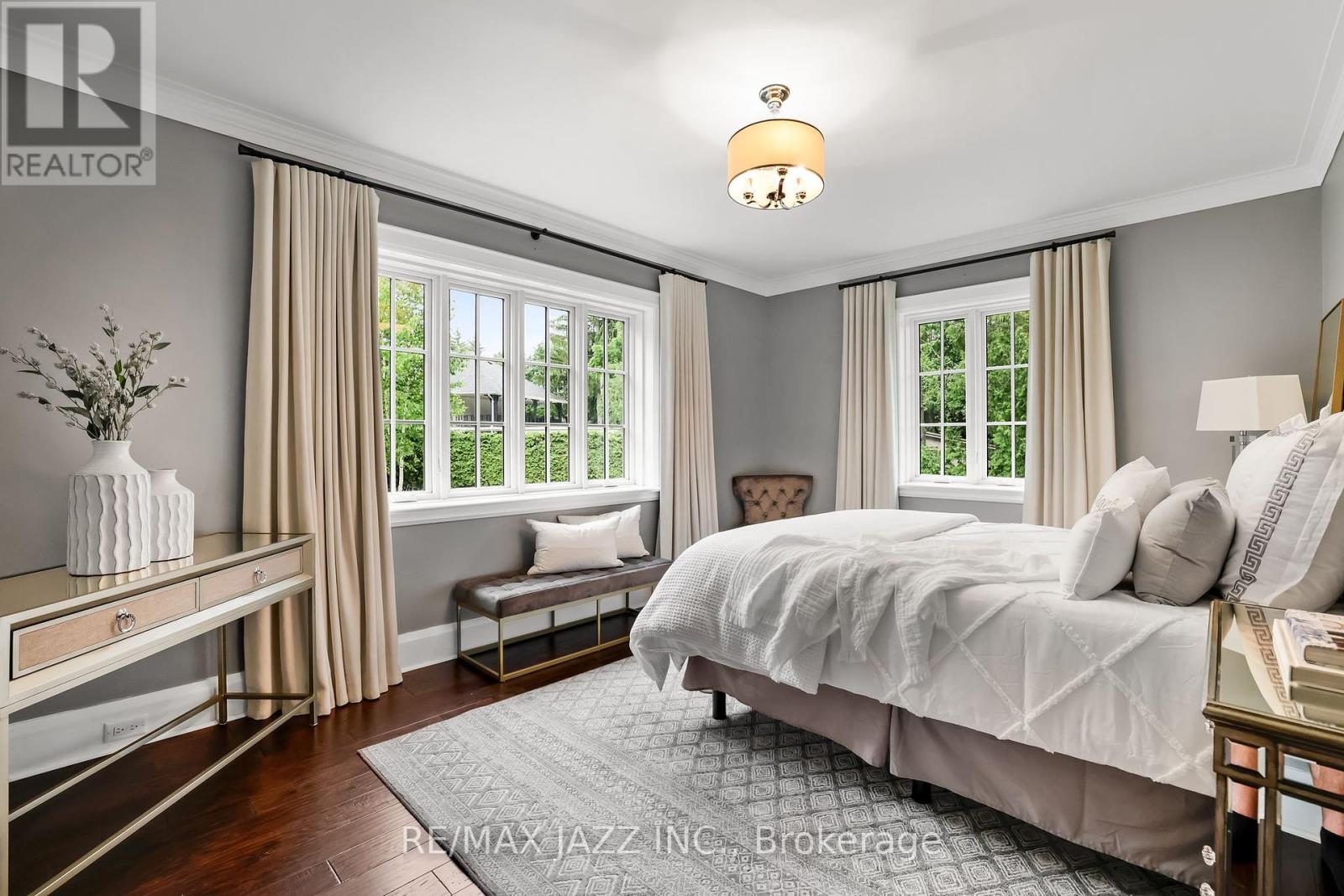 690 Bessborough Drive, Oshawa, Ontario  L1G 4H2 - Photo 23 - E12270313
