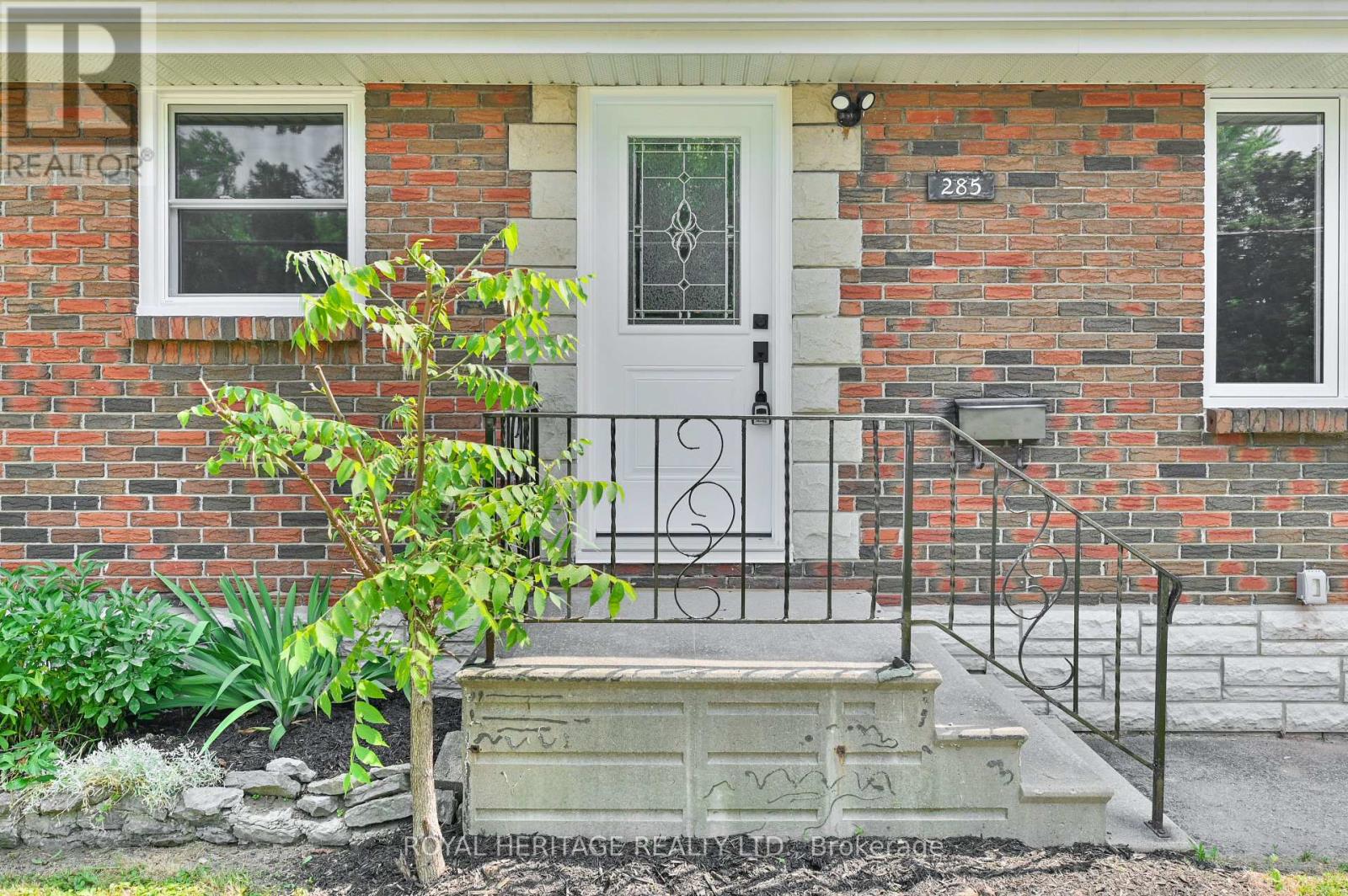Property at 285 HERCHIMER AVENUE image 4
