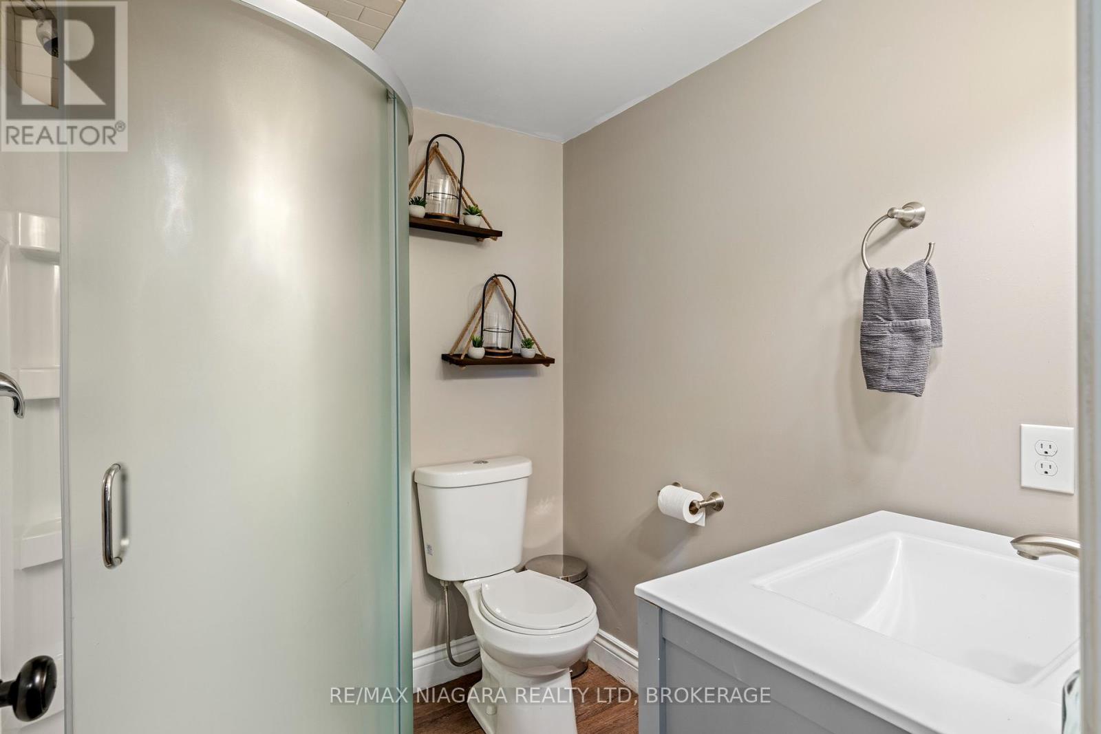 2636 Merrittville Highway, Thorold (Cataract Road), Ontario  L0S 1E6 - Photo 20 - X12267964