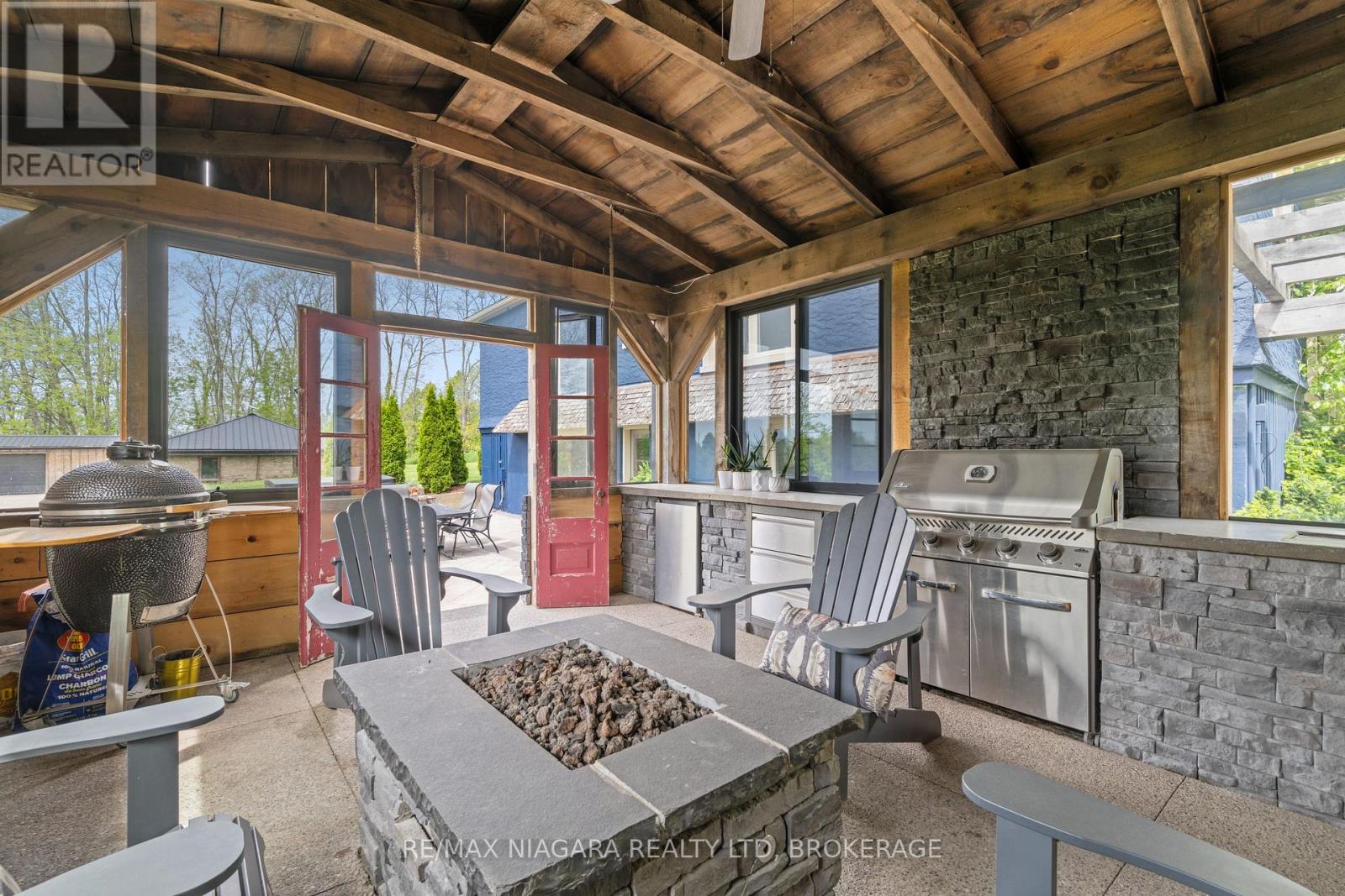 2636 Merrittville Highway, Thorold (Cataract Road), Ontario  L0S 1E6 - Photo 31 - X12267964