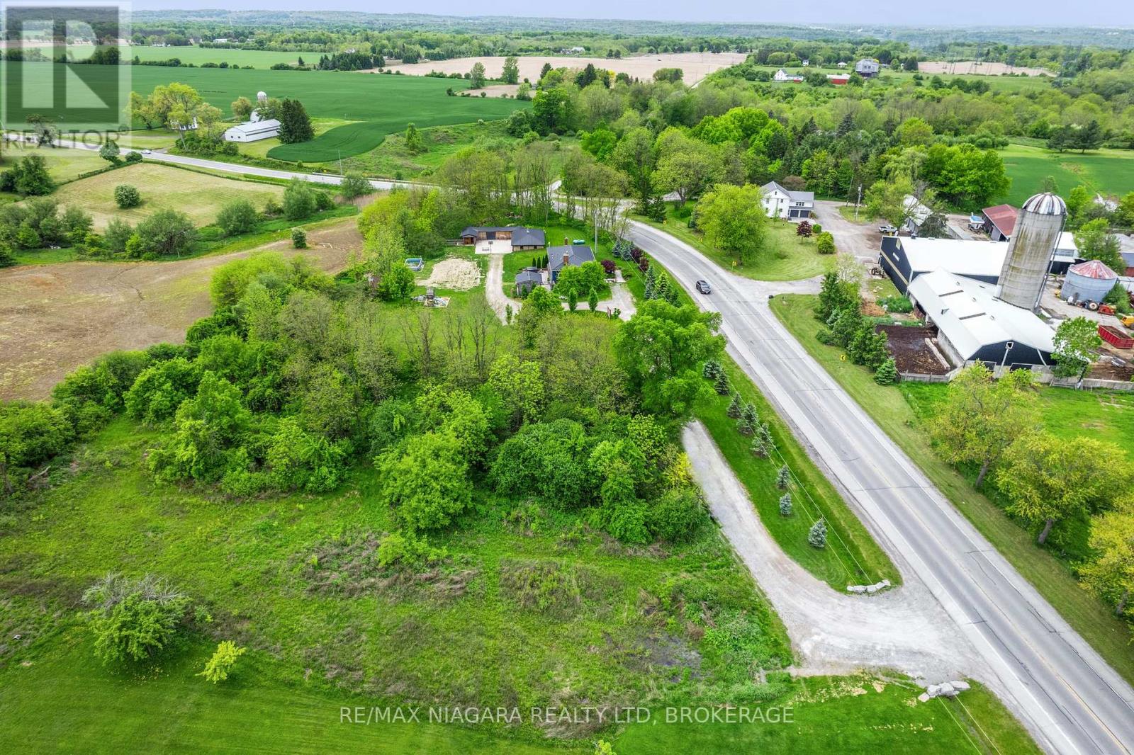 2636 Merrittville Highway, Thorold (Cataract Road), Ontario  L0S 1E6 - Photo 32 - X12267964