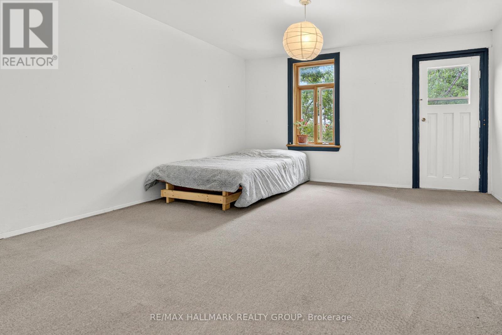 343 Somerset Street E, Ottawa, Ontario  K1N 6W6 - Photo 11 - X12270140