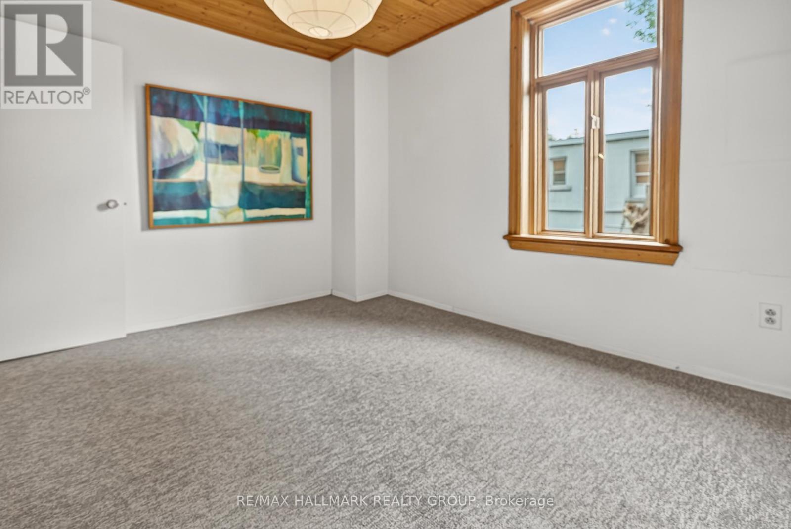 343 Somerset Street E, Ottawa, Ontario  K1N 6W6 - Photo 14 - X12270140