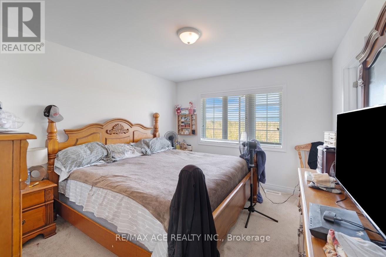 37 Summer Breeze Drive, Quinte West, Ontario  K0K 1H0 - Photo 17 - X12270148