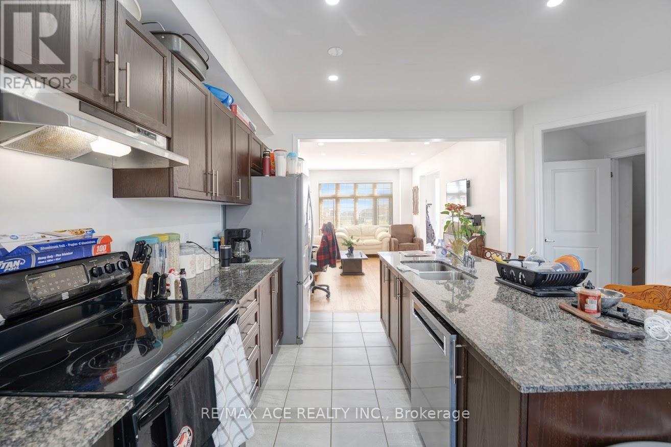 37 Summer Breeze Drive, Quinte West, Ontario  K0K 1H0 - Photo 7 - X12270148