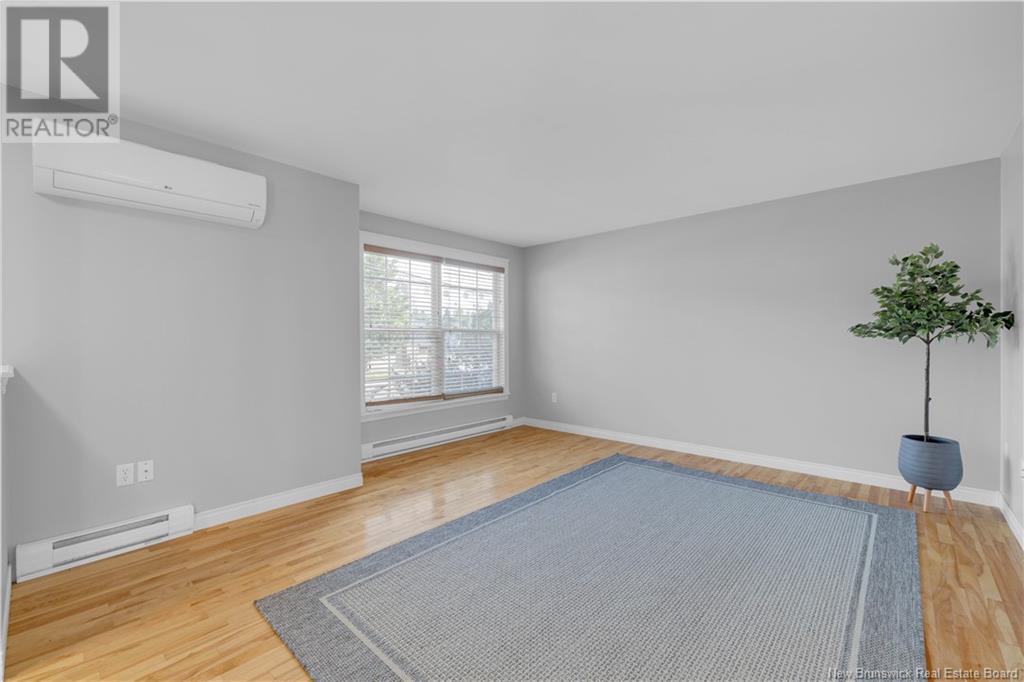 Property at 86 Thornbrough Street image 4