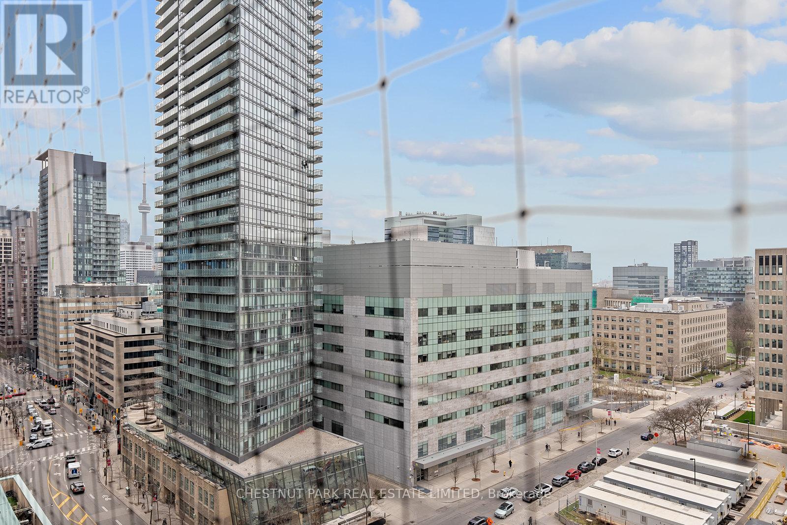 1610 - 889 Bay Street, Toronto, Ontario  M5S 3K5 - Photo 29 - C12270278