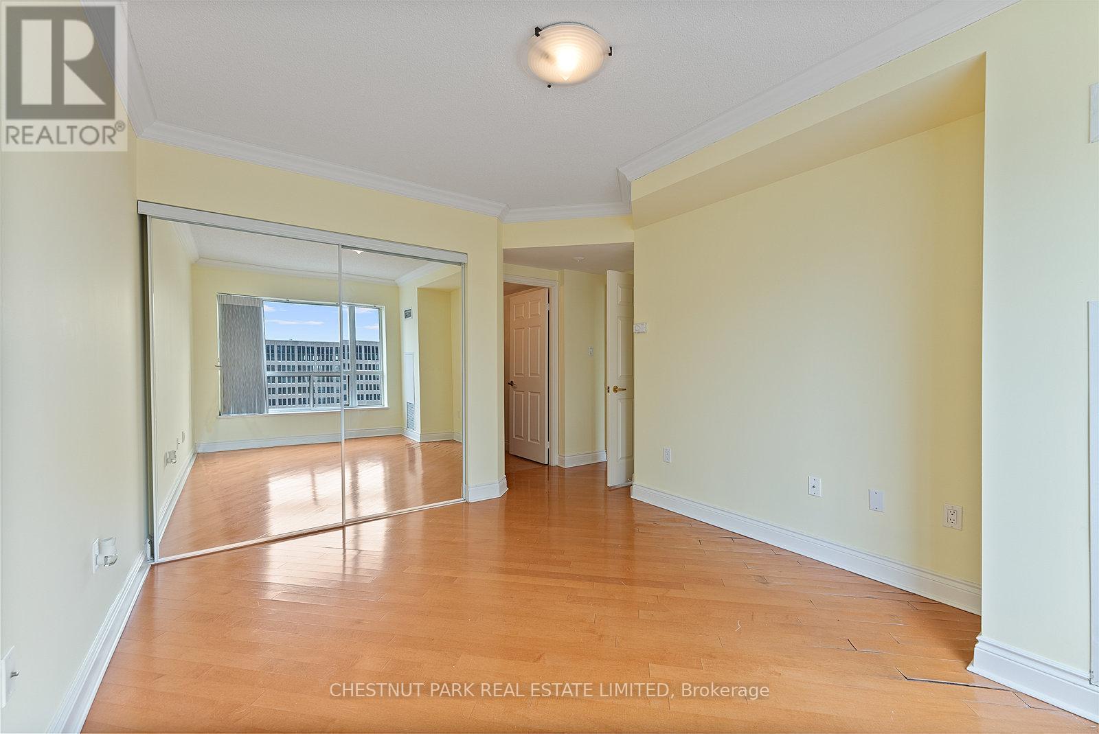 1610 - 889 Bay Street, Toronto, Ontario  M5S 3K5 - Photo 45 - C12270278