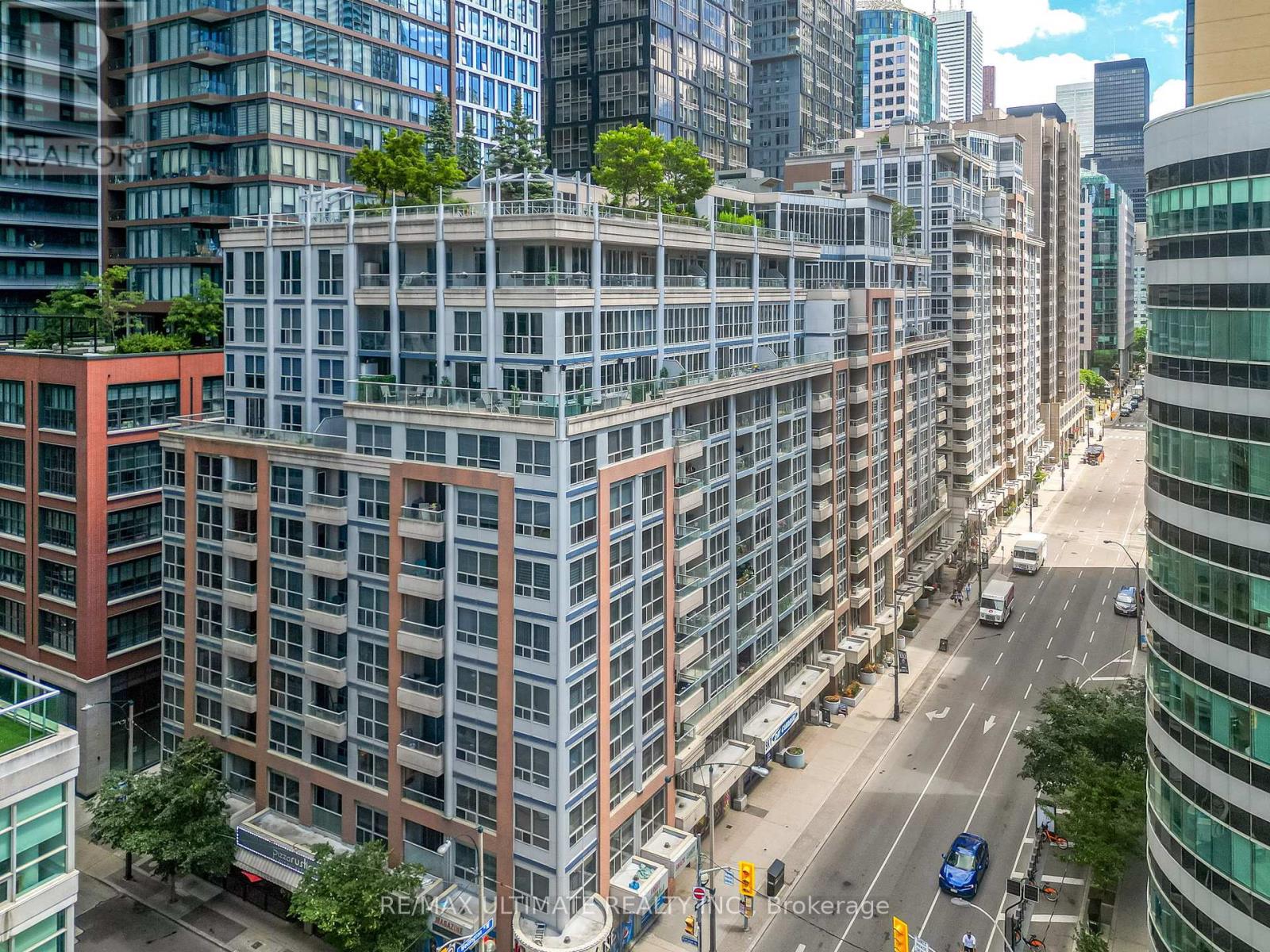 Property at 222 - 270 WELLINGTON STREET W image 1