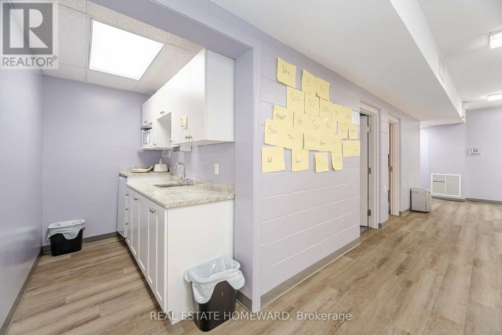 2 Morningview Trail, Toronto, Ontario  M1B 5A8 - Photo 23 - E12270241