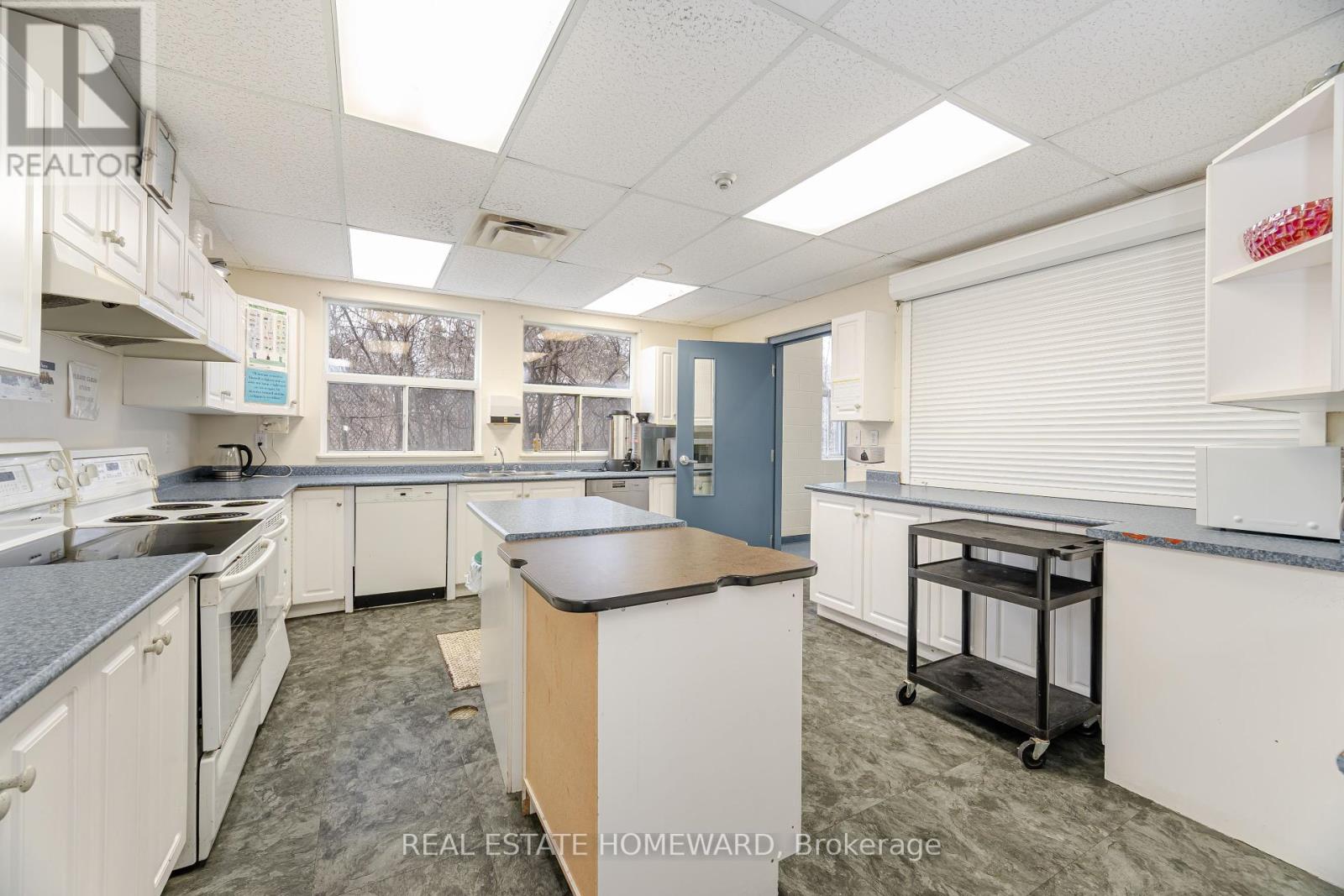 2 Morningview Trail, Toronto, Ontario  M1B 5A8 - Photo 27 - E12270241