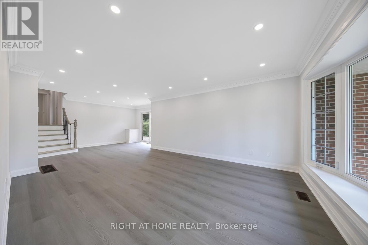 Property at 3 GLENDOWER CIRCUIT image 5