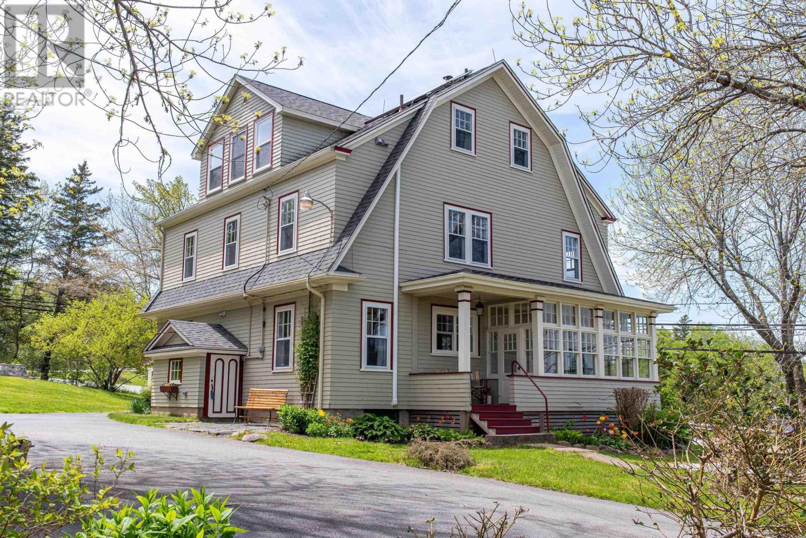 Property at 9957 Peggys Cove Road image 5