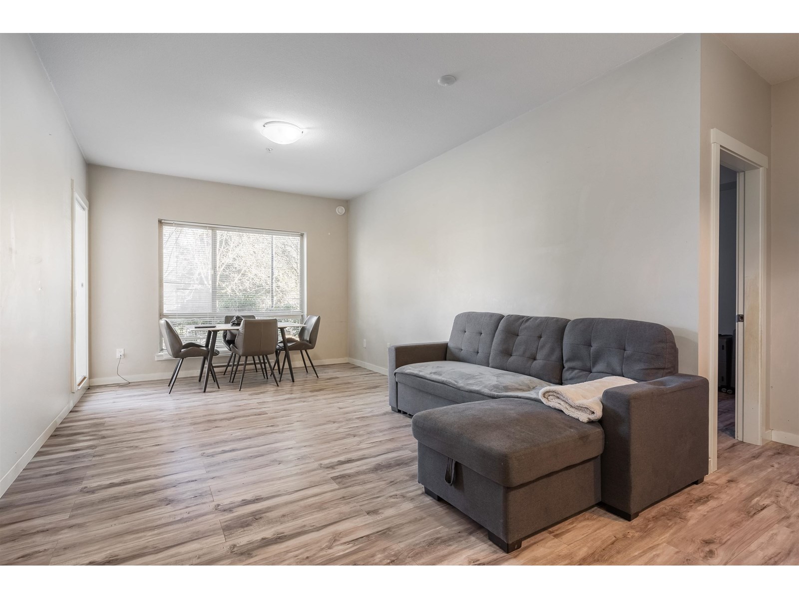 220 13789 107a Avenue, Surrey, British Columbia  V3T 0B8 - Photo 11 - R3024253