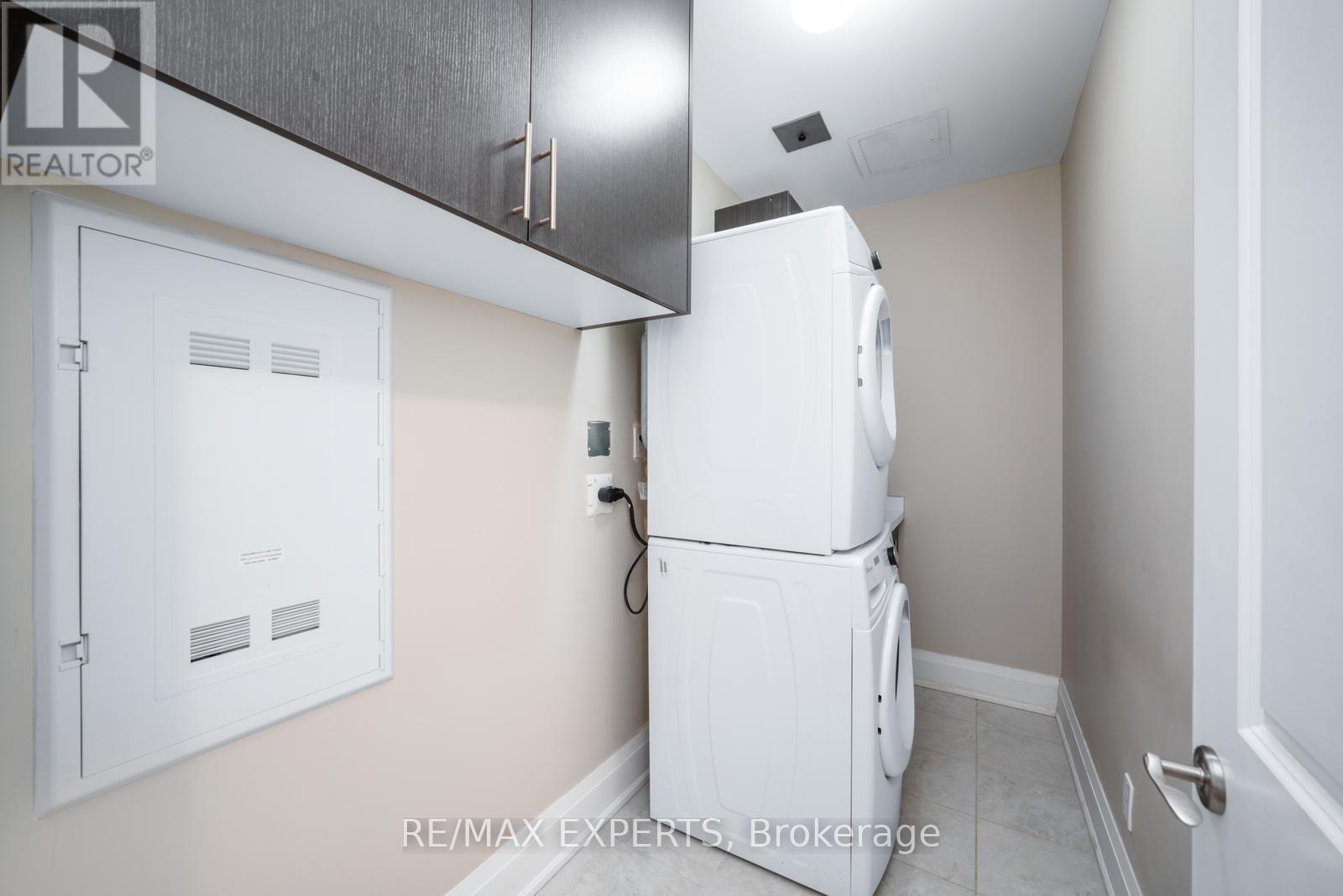 317 - 9909 Pine Valley Drive, Vaughan, Ontario  L4L 1A6 - Photo 19 - N12270280