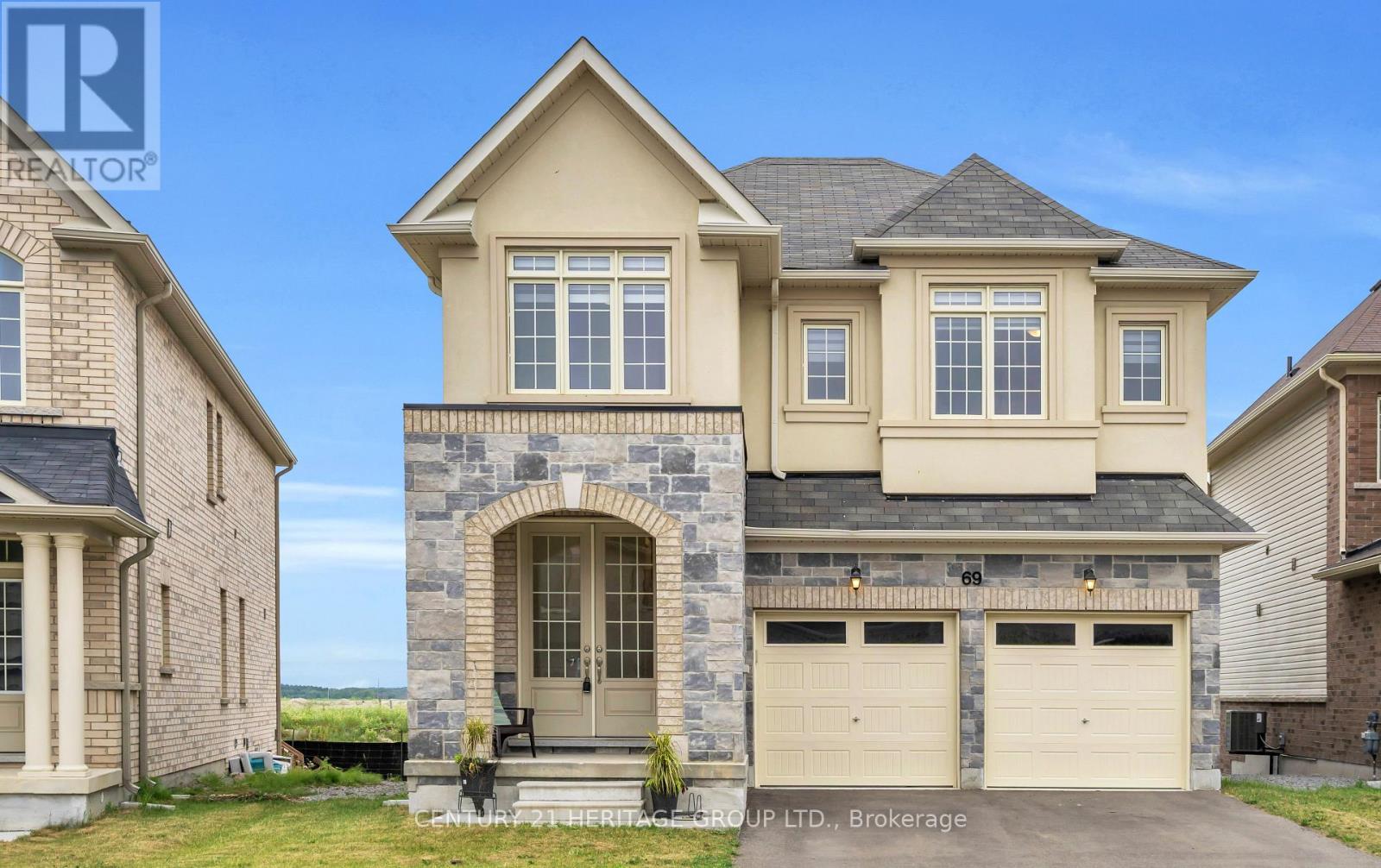 Property at 69 STRATHGREEN LANE image 1