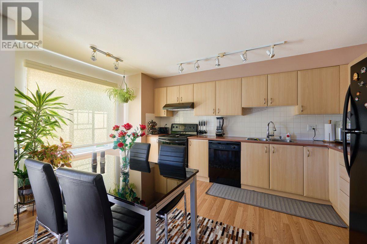 6 2351 Parkway Boulevard, Coquitlam, British Columbia  V3E 3P2 - Photo 4 - R3024212