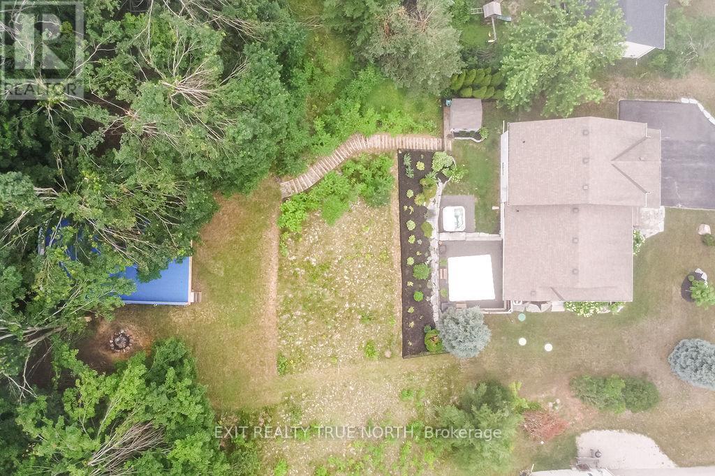 Property at 24 IRONWOOD TRAIL image 3