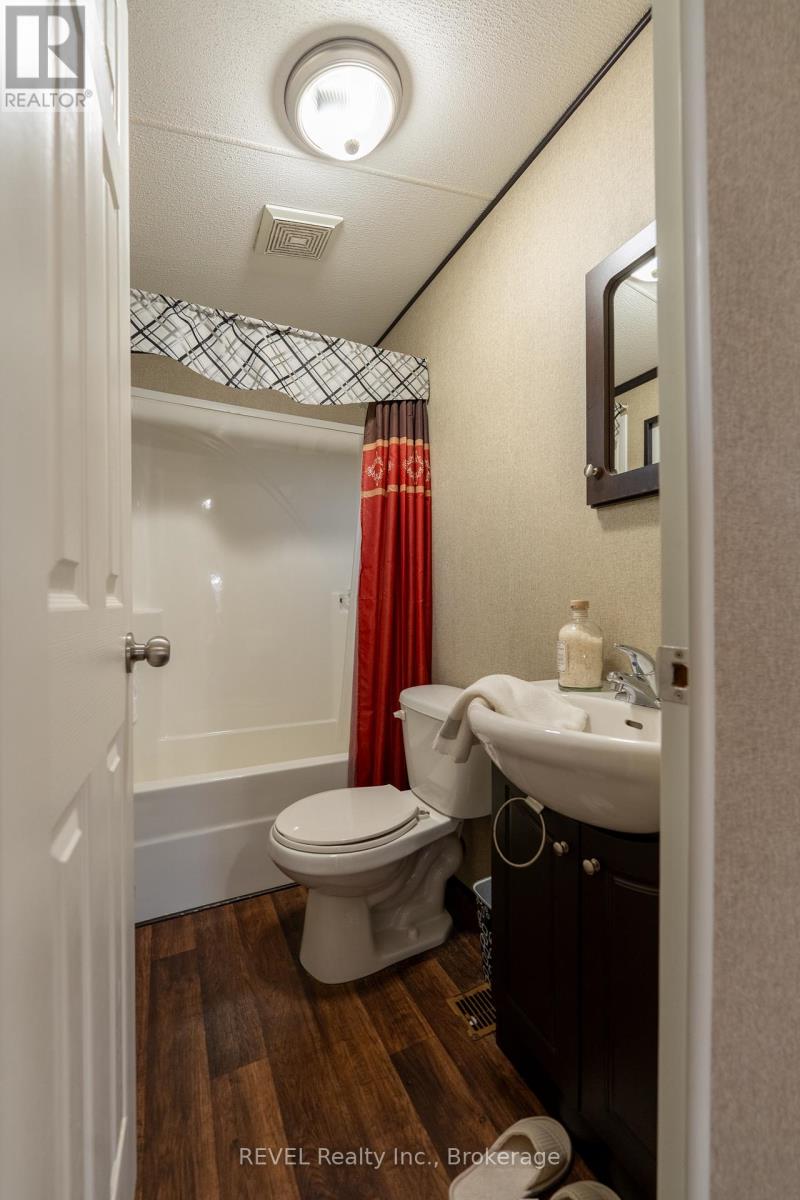 358 - 1501 Line 8 Road, Niagara-On-The-Lake, Ontario  L0S 1J0 - Photo 22 - X12270492