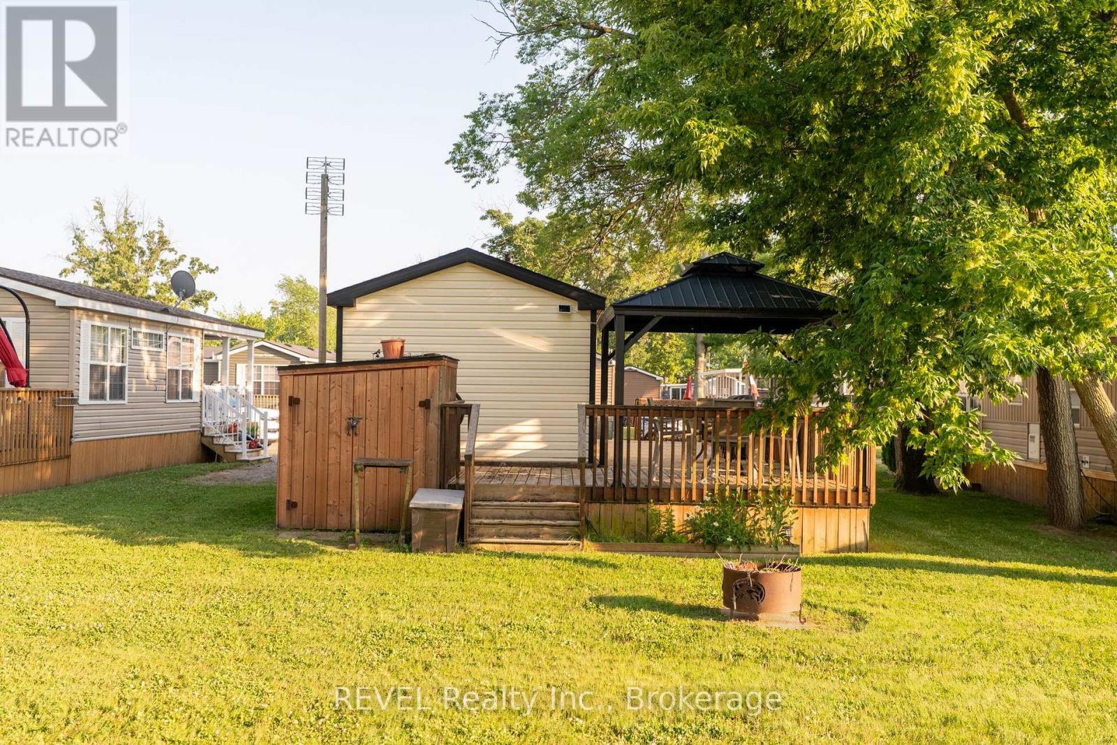 358 - 1501 Line 8 Road, Niagara-On-The-Lake, Ontario  L0S 1J0 - Photo 6 - X12270492