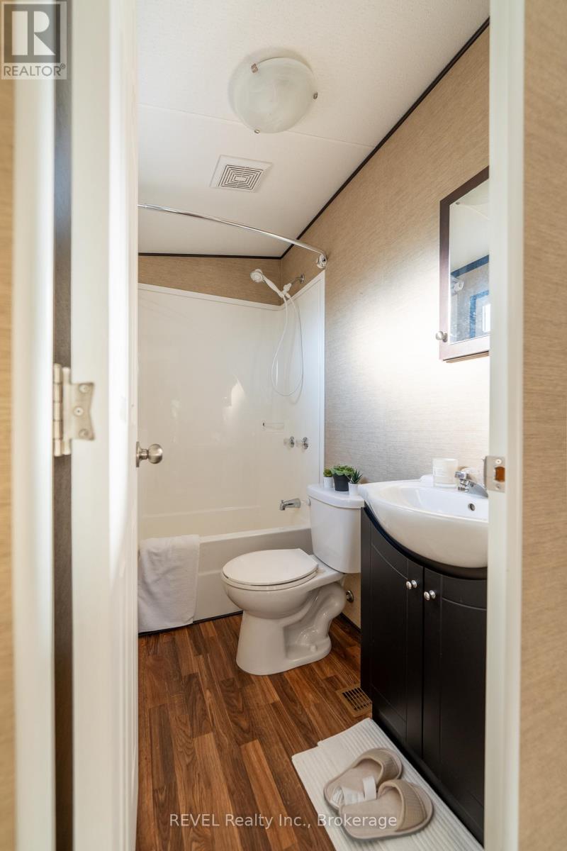 342 - 1501 Line 8 Road, Niagara-On-The-Lake, Ontario  L0S 1J0 - Photo 16 - X12270494