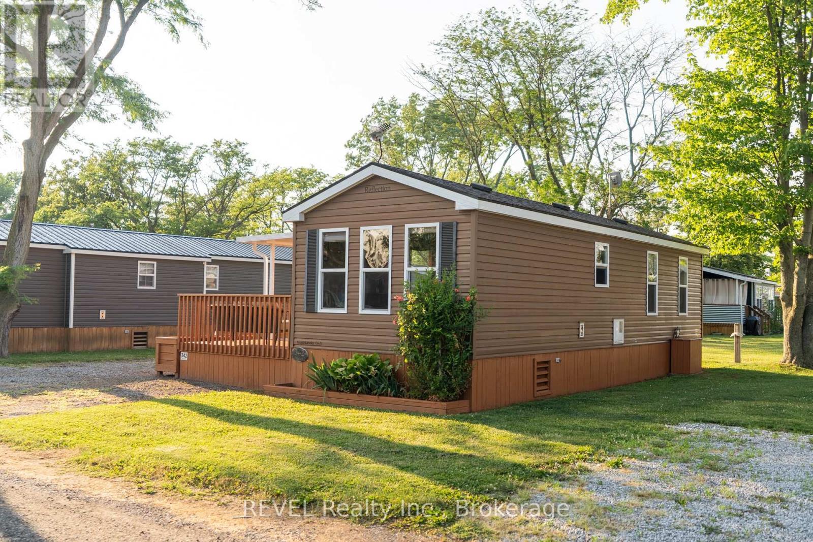 342 - 1501 Line 8 Road, Niagara-On-The-Lake, Ontario  L0S 1J0 - Photo 3 - X12270494