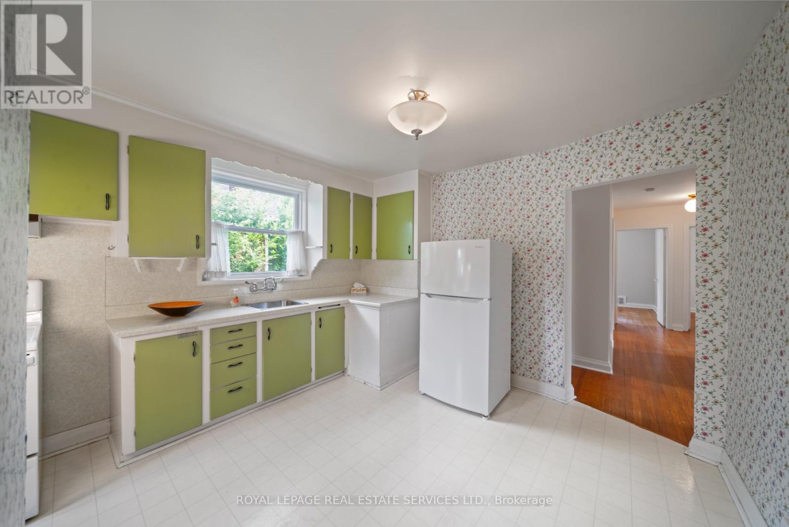 Property at 233 SHELDON AVENUE image 4