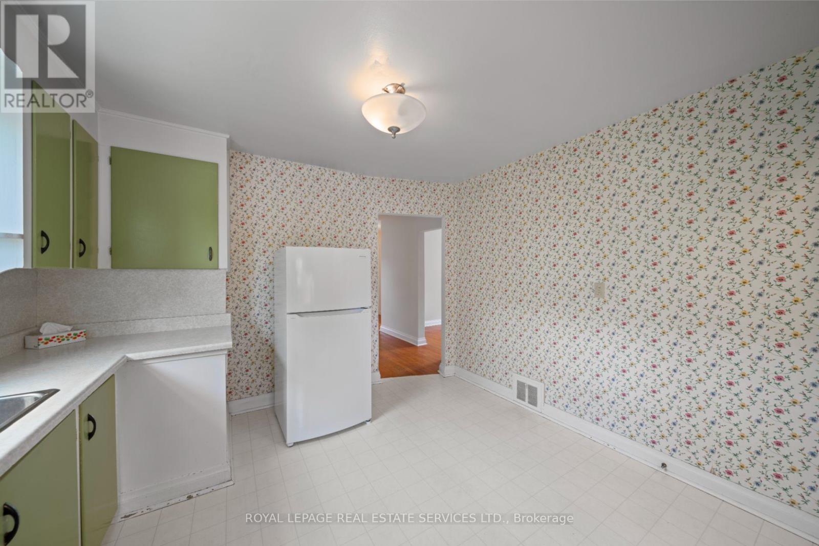 Property at 233 SHELDON AVENUE image 5