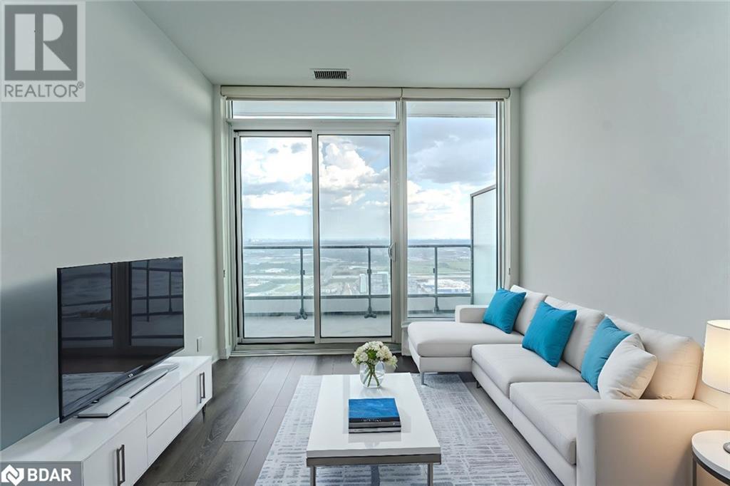 Property at 5 BUTTERMILL Avenue Unit# PH05 image 4