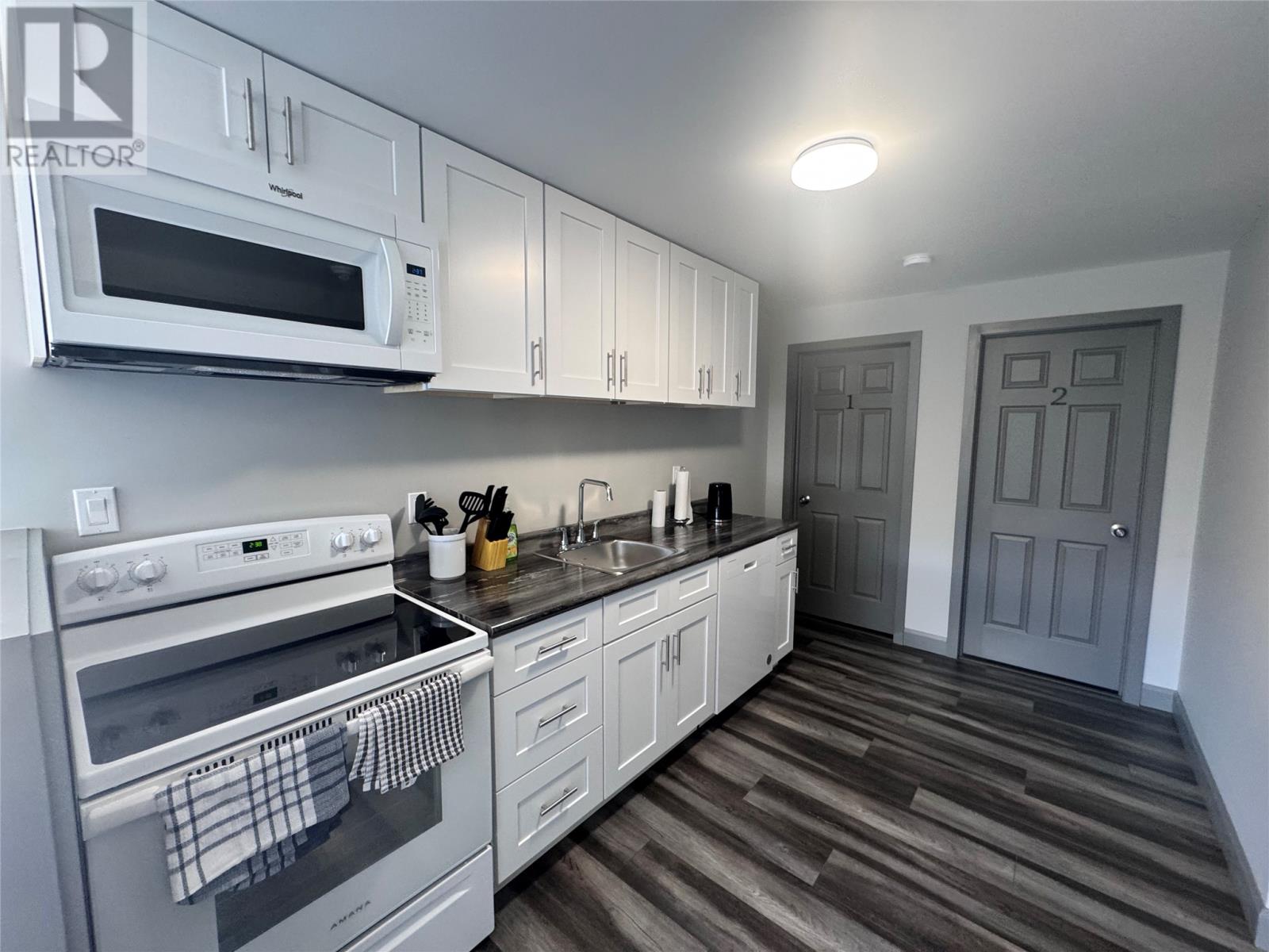 2 Grenfell Drive, Wabush, Newfoundland & Labrador  A0R 1B0 - Photo 2 - 1287575