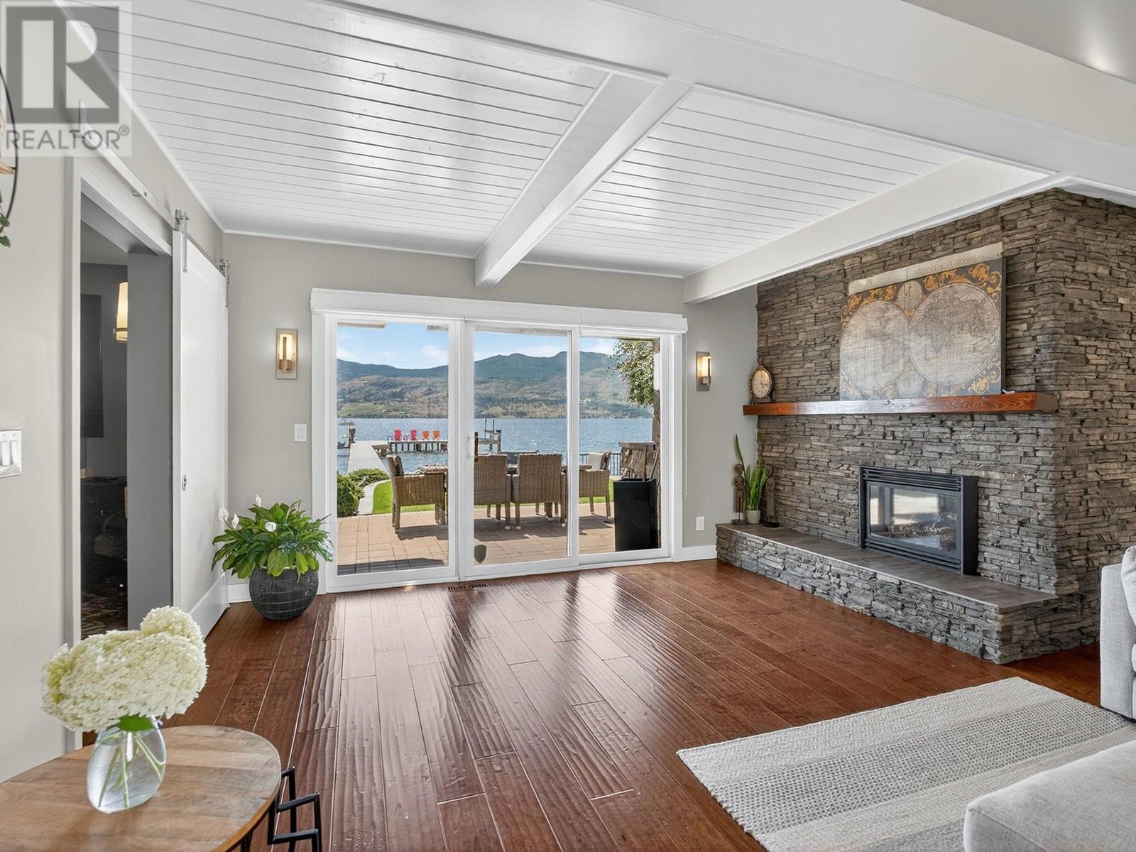 Property at 1661 Pritchard Drive image 3