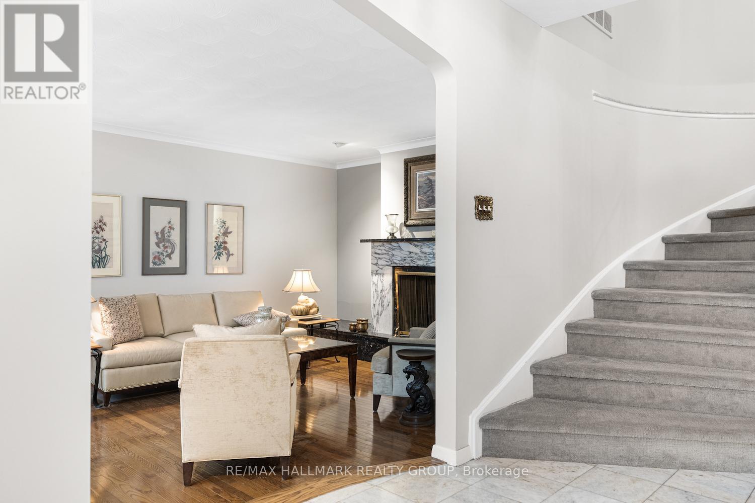 Property at 2435 GEORGINA DRIVE image 3