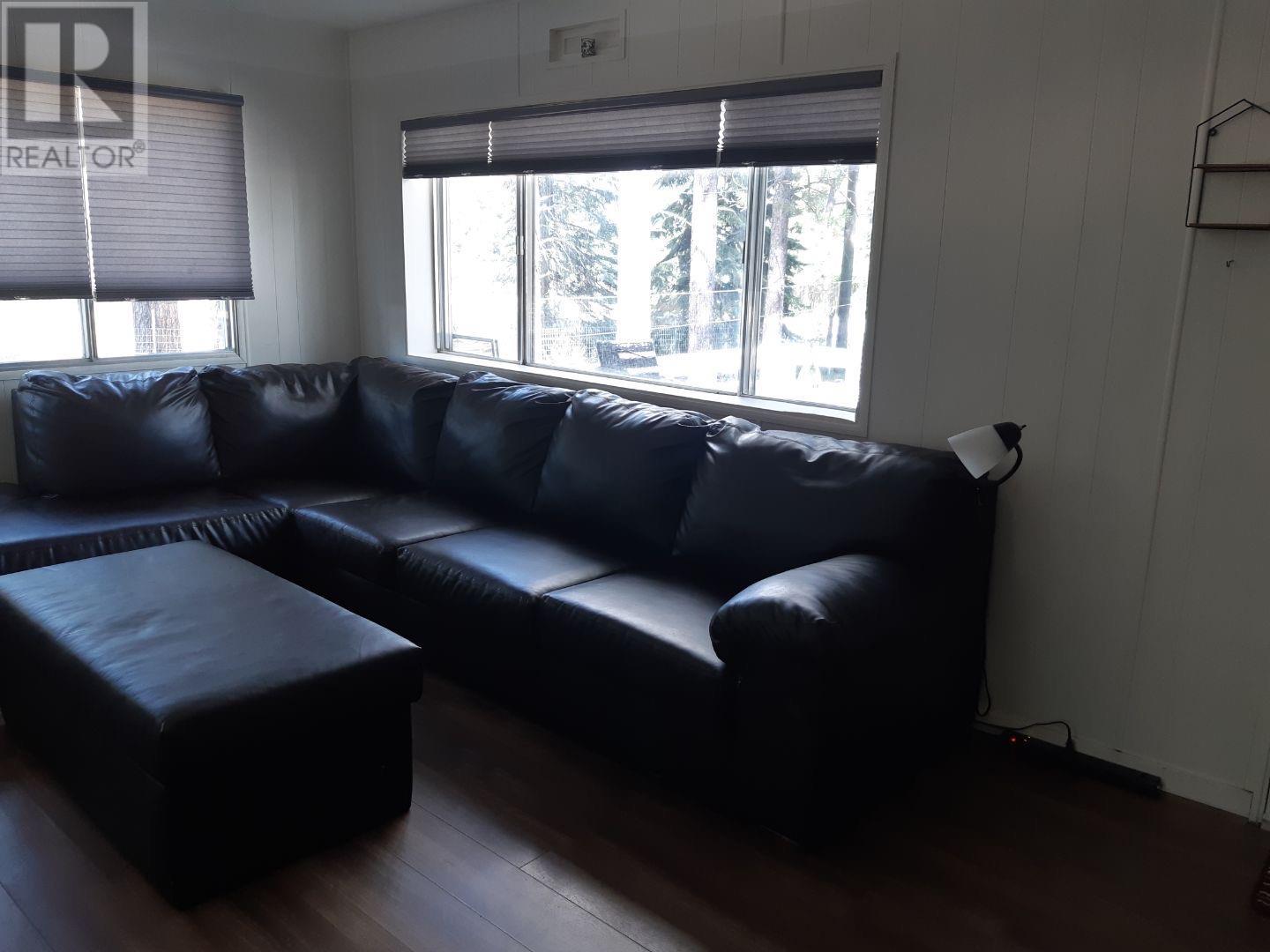 6305 Wasa Lake Park Drive, Wasa, British Columbia  V0B 2K0 - Photo 14 - 10355078