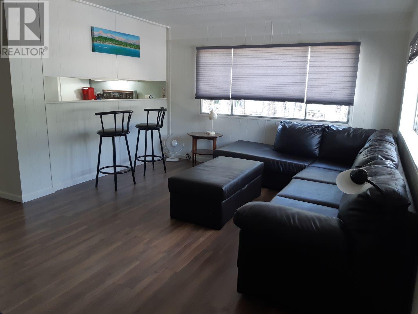 6305 Wasa Lake Park Drive, Wasa, British Columbia  V0B 2K0 - Photo 15 - 10355078