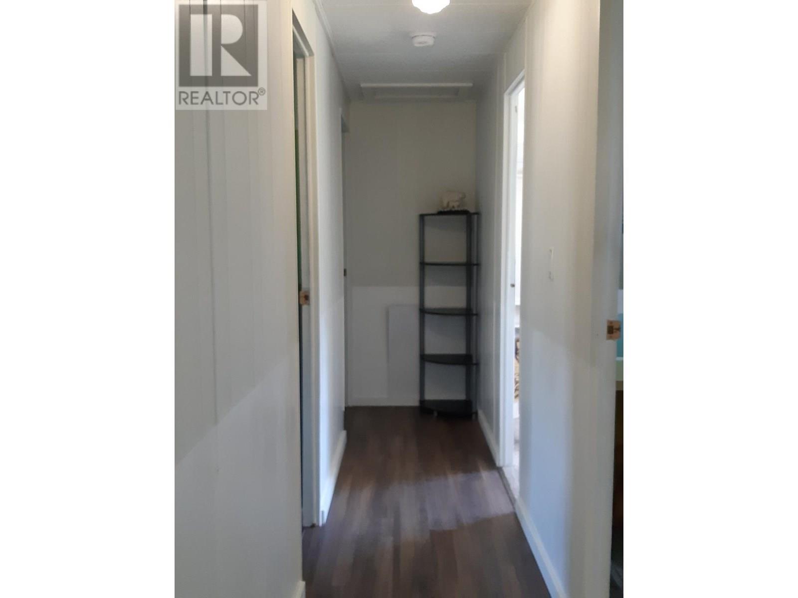 6305 Wasa Lake Park Drive, Wasa, British Columbia  V0B 2K0 - Photo 17 - 10355078