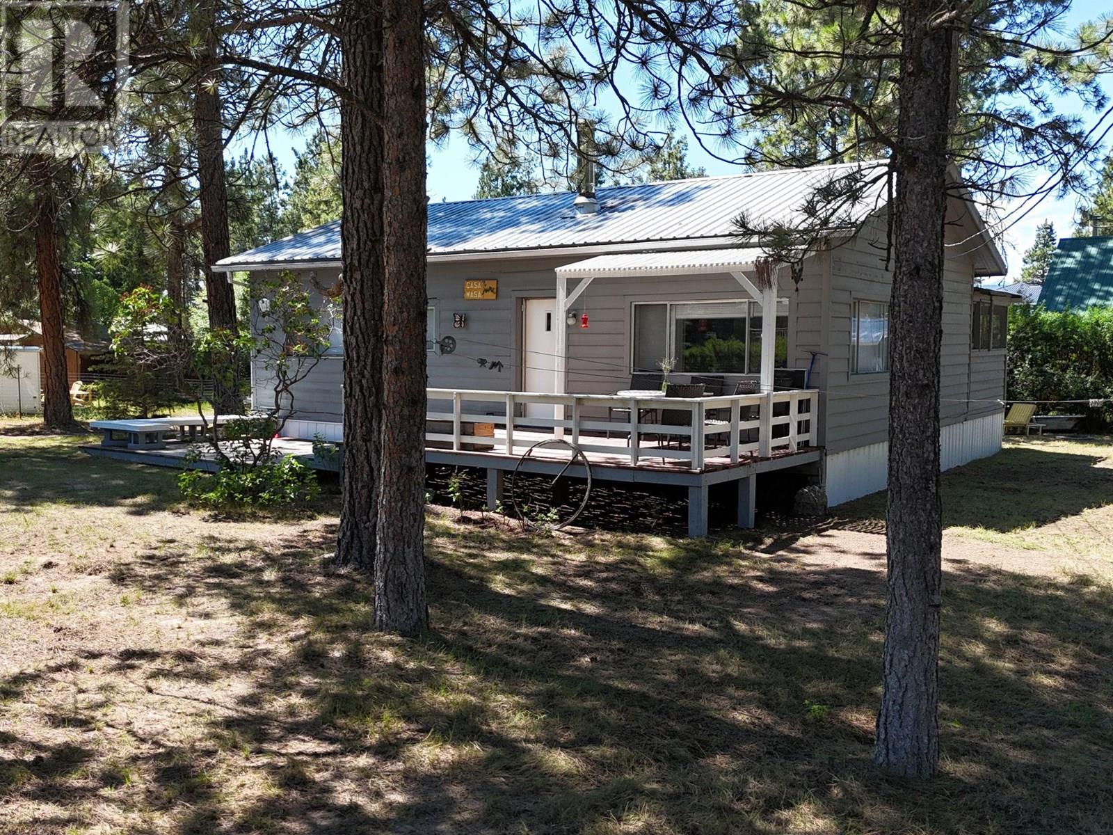 6305 Wasa Lake Park Drive, Wasa, British Columbia  V0B 2K0 - Photo 7 - 10355078