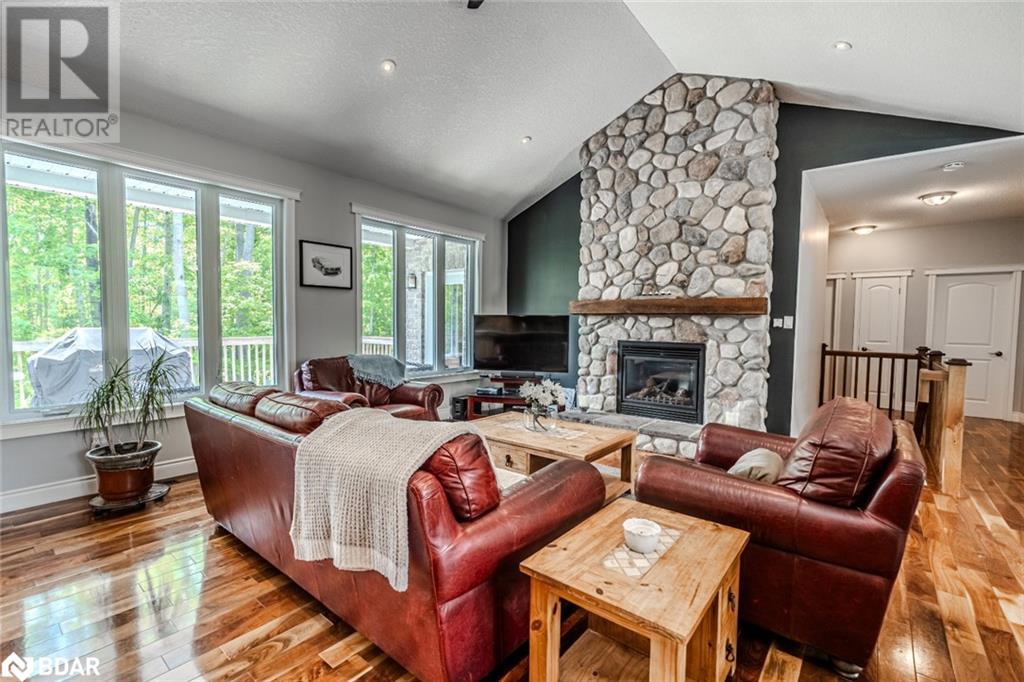 Property at 33 SPRINGHOME Road image 3